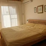 Apartament Cosy With Pool And Near
